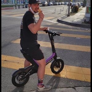 Meet your Posher, Peter